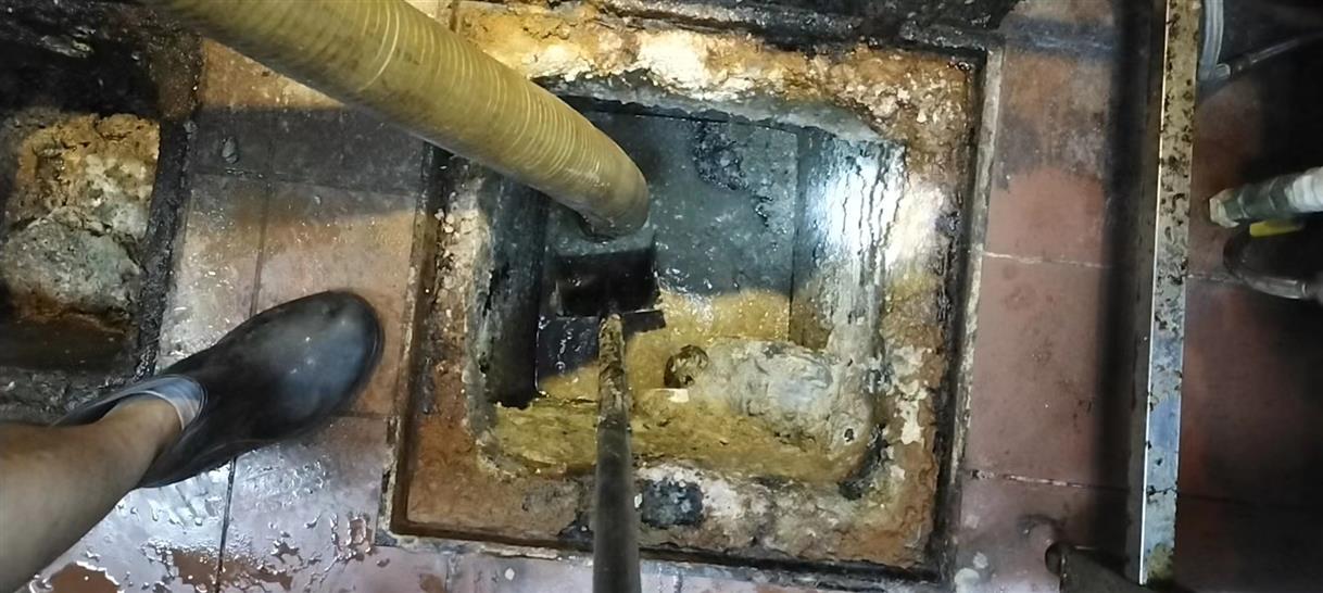蒙自污水池清理一般都有毒气，怎么预防中毒呢？